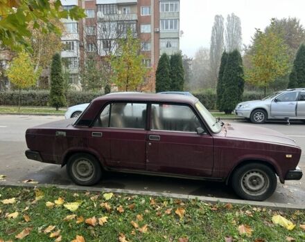 Красный ВАЗ 2107, объемом двигателя 1.5 л и пробегом 135 тыс. км за 1100 $, фото 1 на Automoto.ua