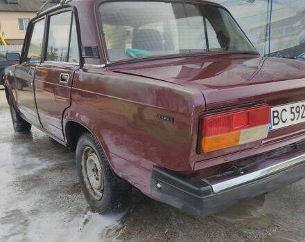 Красный ВАЗ 2107, объемом двигателя 1.5 л и пробегом 140 тыс. км за 350 $, фото 4 на Automoto.ua