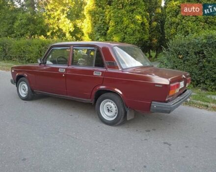 Красный ВАЗ 2107, объемом двигателя 1.5 л и пробегом 145 тыс. км за 850 $, фото 3 на Automoto.ua