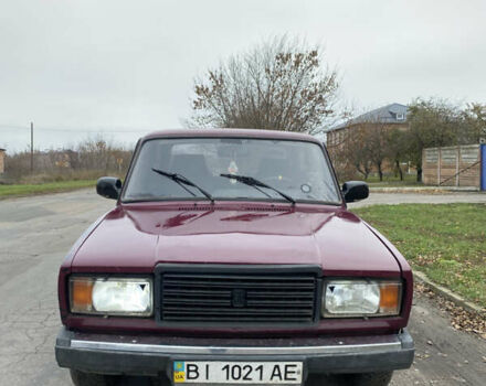 Красный ВАЗ 2107, объемом двигателя 1.45 л и пробегом 150 тыс. км за 1100 $, фото 2 на Automoto.ua