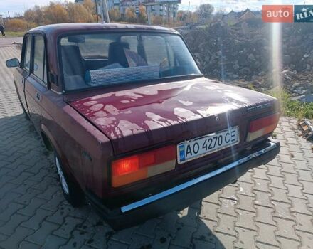 Красный ВАЗ 2107, объемом двигателя 1.45 л и пробегом 76 тыс. км за 1000 $, фото 3 на Automoto.ua