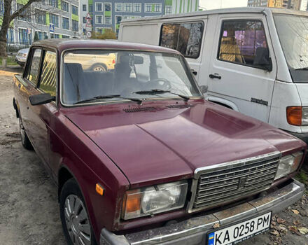 Красный ВАЗ 2107, объемом двигателя 1.5 л и пробегом 99 тыс. км за 1200 $, фото 1 на Automoto.ua