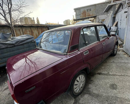 Красный ВАЗ 2107, объемом двигателя 1.5 л и пробегом 99 тыс. км за 1200 $, фото 2 на Automoto.ua