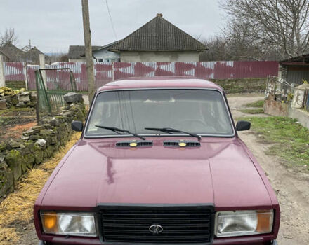 Червоний ВАЗ 2107, об'ємом двигуна 1.45 л та пробігом 300 тис. км за 900 $, фото 1 на Automoto.ua