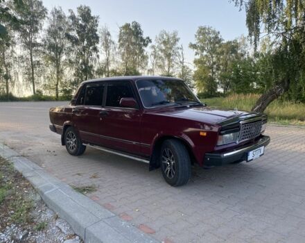 Красный ВАЗ 2107, объемом двигателя 1.6 л и пробегом 136 тыс. км за 2350 $, фото 6 на Automoto.ua