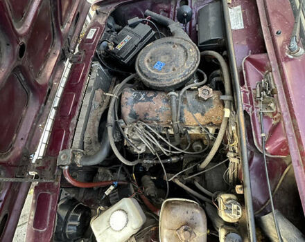 Красный ВАЗ 2107, объемом двигателя 1.5 л и пробегом 99 тыс. км за 1200 $, фото 4 на Automoto.ua