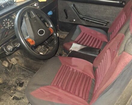 Красный ВАЗ 2107, объемом двигателя 1.6 л и пробегом 22 тыс. км за 850 $, фото 2 на Automoto.ua