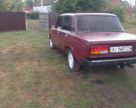Красный ВАЗ 2107, объемом двигателя 5 л и пробегом 150 тыс. км за 32000 $, фото 6 на Automoto.ua