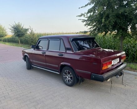 Красный ВАЗ 2107, объемом двигателя 1.6 л и пробегом 136 тыс. км за 2350 $, фото 2 на Automoto.ua