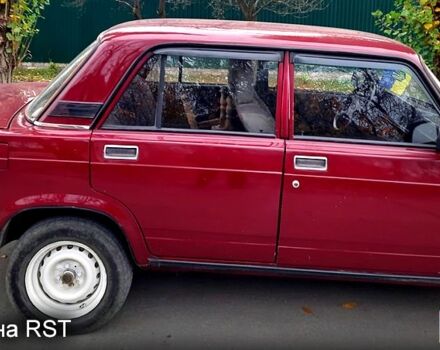 Красный ВАЗ 2107, объемом двигателя 1.5 л и пробегом 0 тыс. км за 1150 $, фото 10 на Automoto.ua