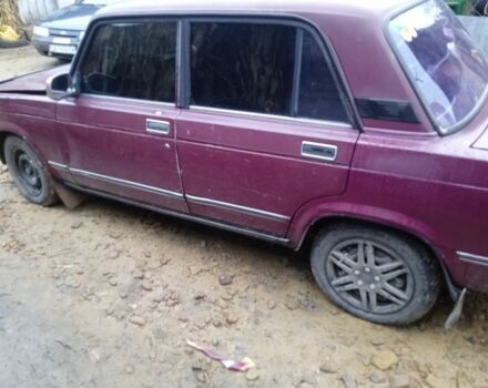 Червоний ВАЗ 2107, об'ємом двигуна 0 л та пробігом 200 тис. км за 650 $, фото 2 на Automoto.ua