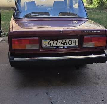 Красный ВАЗ 2107, объемом двигателя 1.45 л и пробегом 48 тыс. км за 2100 $, фото 4 на Automoto.ua