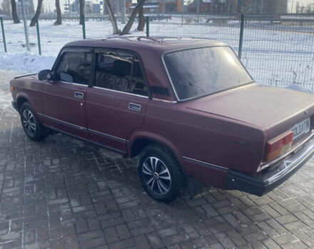 Красный ВАЗ 2107, объемом двигателя 1.57 л и пробегом 73 тыс. км за 2000 $, фото 2 на Automoto.ua