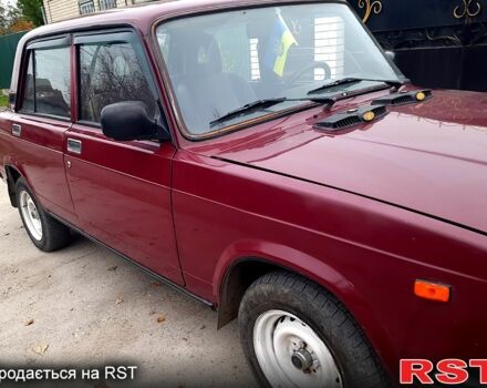 Красный ВАЗ 2107, объемом двигателя 1.5 л и пробегом 0 тыс. км за 1150 $, фото 5 на Automoto.ua