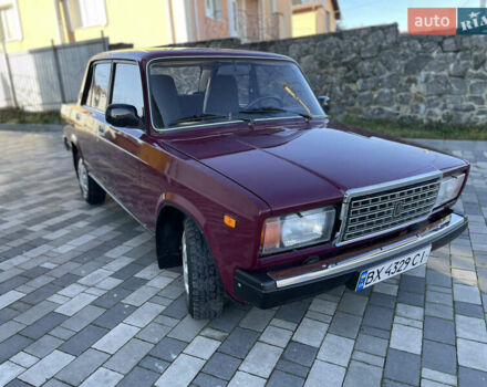 Красный ВАЗ 2107, объемом двигателя 1.5 л и пробегом 89 тыс. км за 1799 $, фото 3 на Automoto.ua