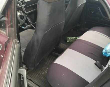 Красный ВАЗ 2107, объемом двигателя 1.6 л и пробегом 300 тыс. км за 450 $, фото 6 на Automoto.ua