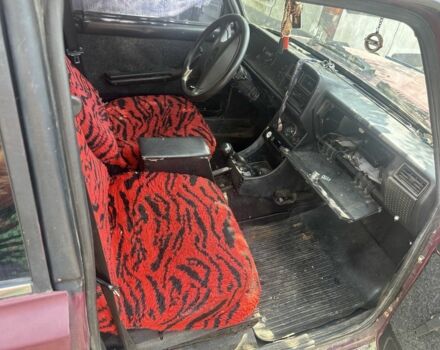 Красный ВАЗ 2107, объемом двигателя 1.3 л и пробегом 200 тыс. км за 557 $, фото 6 на Automoto.ua