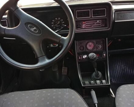 Красный ВАЗ 2107, объемом двигателя 1.5 л и пробегом 86 тыс. км за 1000 $, фото 6 на Automoto.ua