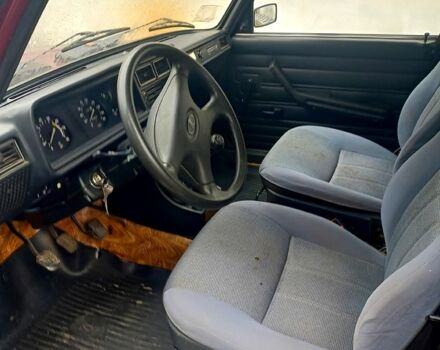 Красный ВАЗ 2107, объемом двигателя 1.6 л и пробегом 0 тыс. км за 1250 $, фото 5 на Automoto.ua