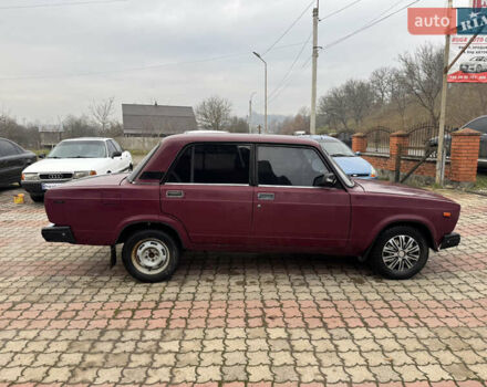 Красный ВАЗ 2107, объемом двигателя 1.5 л и пробегом 185 тыс. км за 750 $, фото 3 на Automoto.ua