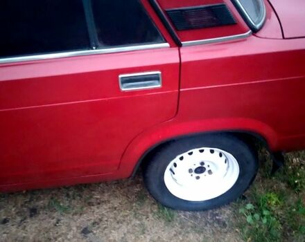 ВАЗ 2107 2003 в Кропивницком (Кировограде) на Automoto.ua Красный ВАЗ 2107, объемом двигателя 1.6 л и пробегом 46 тыс. км за 1600 $, фото 9 на Automoto.ua