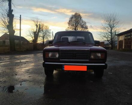 Красный ВАЗ 2107, объемом двигателя 1.6 л и пробегом 122 тыс. км за 1400 $, фото 1 на Automoto.ua