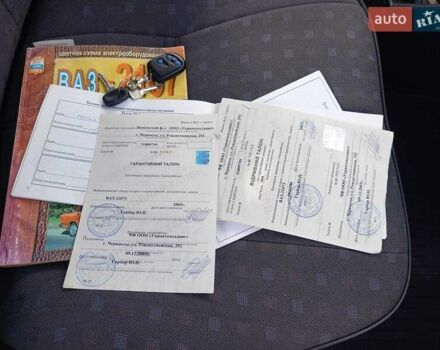 ВАЗ 2107 2003 в Черкассах на Automoto.ua Красный ВАЗ 2107, объемом двигателя 1.5 л и пробегом 22 тыс. км за 3350 $, фото 28 на Automoto.ua