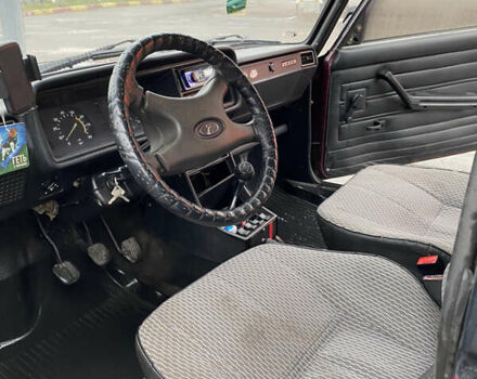 ВАЗ 2107 2003 в Виннице на Automoto.ua Красный ВАЗ 2107, объемом двигателя 1.6 л и пробегом 300 тыс. км за 1100 $, фото 2 на Automoto.ua