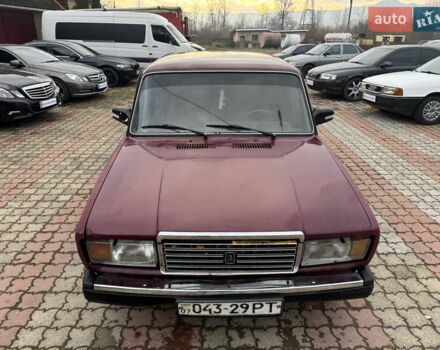 Красный ВАЗ 2107, объемом двигателя 1.5 л и пробегом 185 тыс. км за 750 $, фото 1 на Automoto.ua