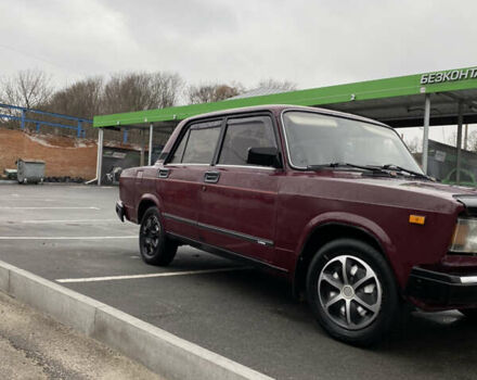 ВАЗ 2107 2003 в Виннице на Automoto.ua Красный ВАЗ 2107, объемом двигателя 1.6 л и пробегом 300 тыс. км за 1100 $, фото 4 на Automoto.ua