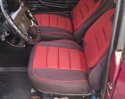 Красный ВАЗ 2107, объемом двигателя 1.5 л и пробегом 180 тыс. км за 800 $, фото 3 на Automoto.ua