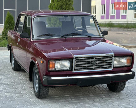 ВАЗ 2107 2004 в Виннице на Automoto.ua Красный ВАЗ 2107, объемом двигателя 1.5 л и пробегом 77 тыс. км за 2450 $, фото 12 на Automoto.ua