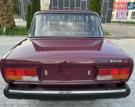 ВАЗ 2107 2004 в Виннице на Automoto.ua Красный ВАЗ 2107, объемом двигателя 1.5 л и пробегом 77 тыс. км за 2450 $, фото 42 на Automoto.ua