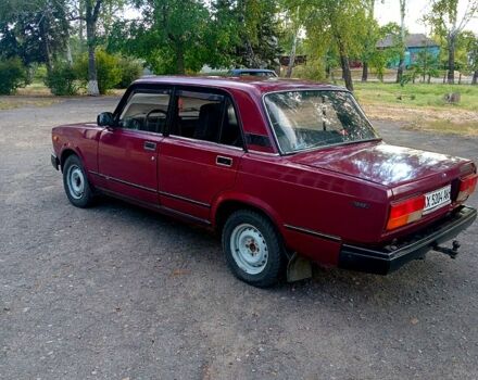 Красный ВАЗ 2107, объемом двигателя 1.5 л и пробегом 149 тыс. км за 990 $, фото 2 на Automoto.ua