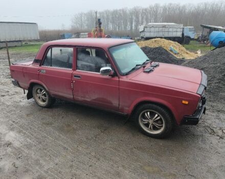 Красный ВАЗ 2107, объемом двигателя 1.5 л и пробегом 84 тыс. км за 1100 $, фото 6 на Automoto.ua