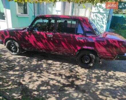 Красный ВАЗ 2107, объемом двигателя 1.45 л и пробегом 65 тыс. км за 1850 $, фото 3 на Automoto.ua
