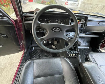 ВАЗ 2107 2004 у Хотине на Automoto.ua Червоний ВАЗ 2107, об'ємом двигуна 1.5 л та пробігом 30 тис. км за 1300 $, фото 27 на Automoto.ua