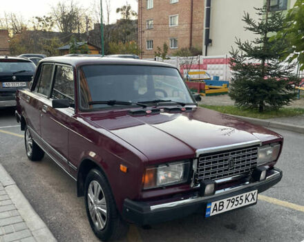 Красный ВАЗ 2107, объемом двигателя 1.45 л и пробегом 94 тыс. км за 1550 $, фото 1 на Automoto.ua