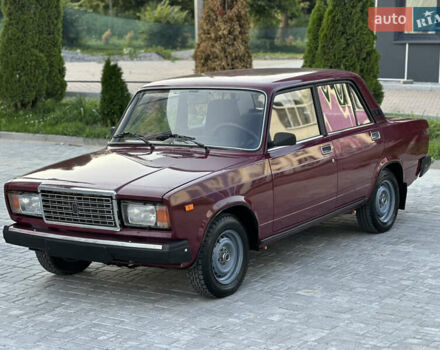 ВАЗ 2107 2004 в Виннице на Automoto.ua Красный ВАЗ 2107, объемом двигателя 1.5 л и пробегом 77 тыс. км за 2450 $, фото 3 на Automoto.ua