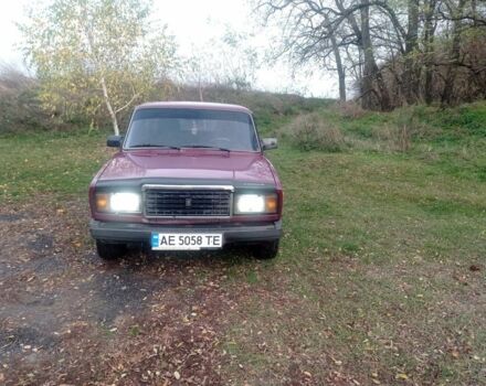 Красный ВАЗ 2107, объемом двигателя 1.5 л и пробегом 500 тыс. км за 945 $, фото 2 на Automoto.ua