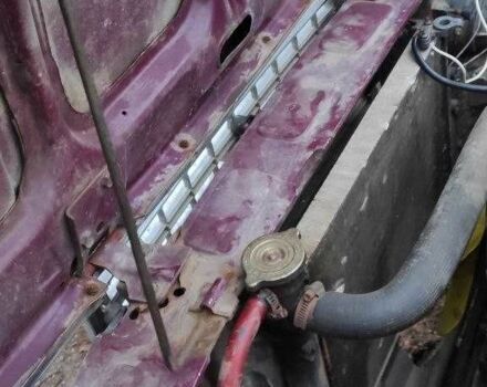 ВАЗ 2107 2004 в Кропивницком (Кировограде) на Automoto.ua Красный ВАЗ 2107, объемом двигателя 1.6 л и пробегом 69 тыс. км за 552 $, фото 5 на Automoto.ua