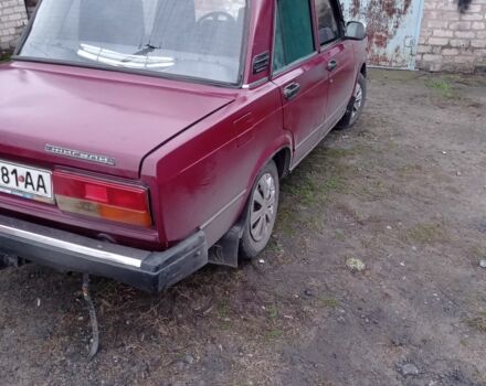 Красный ВАЗ 2107, объемом двигателя 0 л и пробегом 100 тыс. км за 828 $, фото 3 на Automoto.ua