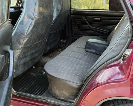 Красный ВАЗ 2107, объемом двигателя 1.5 л и пробегом 40 тыс. км за 314 $, фото 11 на Automoto.ua