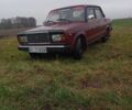 Красный ВАЗ 2107, объемом двигателя 1.5 л и пробегом 98 тыс. км за 1000 $, фото 1 на Automoto.ua