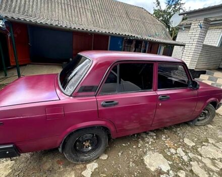 Красный ВАЗ 2107, объемом двигателя 1.5 л и пробегом 200 тыс. км за 600 $, фото 8 на Automoto.ua