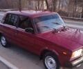 Красный ВАЗ 2107, объемом двигателя 1.5 л и пробегом 180 тыс. км за 800 $, фото 1 на Automoto.ua