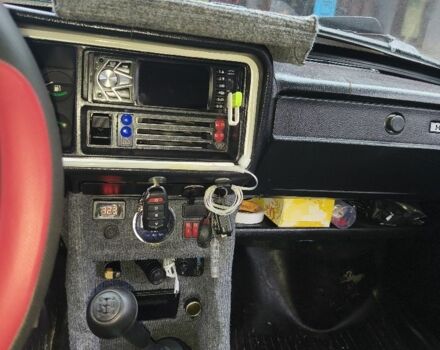 Красный ВАЗ 2107, объемом двигателя 1.5 л и пробегом 84 тыс. км за 1100 $, фото 2 на Automoto.ua