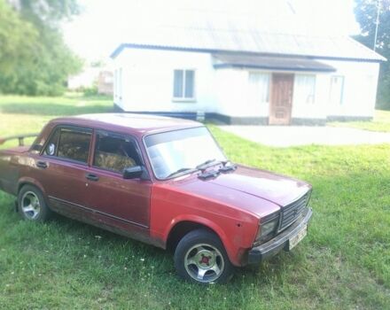 Красный ВАЗ 2107, объемом двигателя 0 л и пробегом 1000 тыс. км за 242 $, фото 4 на Automoto.ua