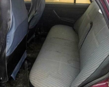 Красный ВАЗ 2107, объемом двигателя 1.45 л и пробегом 63 тыс. км за 1200 $, фото 5 на Automoto.ua