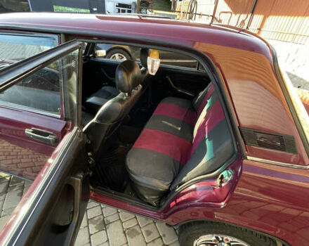 ВАЗ 2107 2004 у Хотине на Automoto.ua Червоний ВАЗ 2107, об'ємом двигуна 1.5 л та пробігом 30 тис. км за 1300 $, фото 17 на Automoto.ua